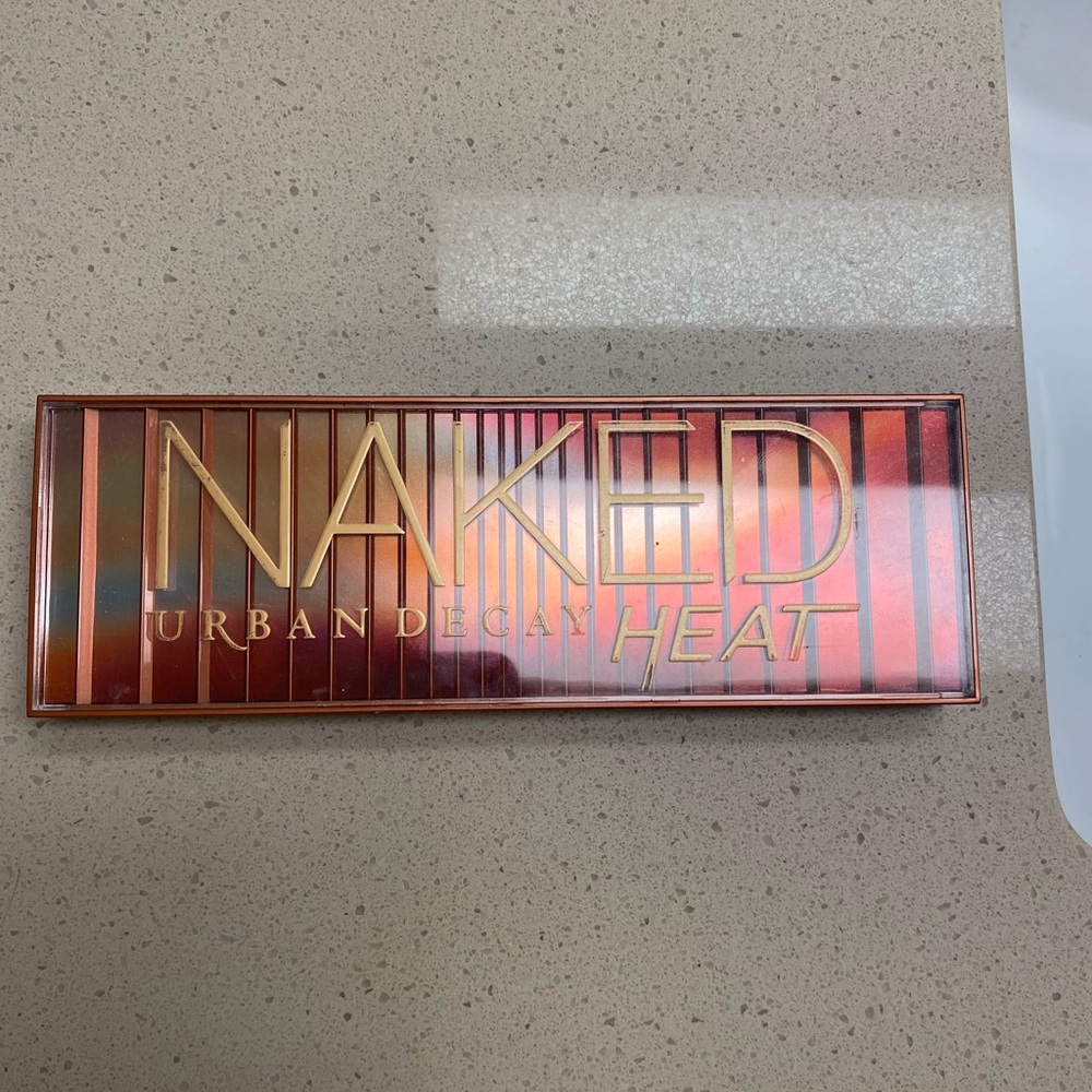 Eyeshadow palette